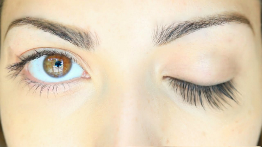 grow long lashes