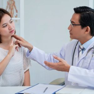 How do doctors treat chronic pain?