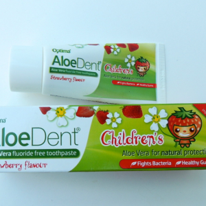 The Benefits of Natural Toothpaste