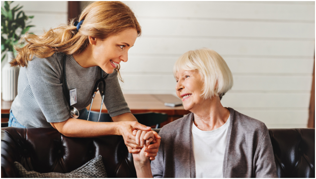 Tips for Family Caregivers Working Alongside Professional Home Nurses
