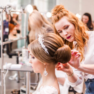 What to Look for in a Top Hair Salon for Your Pre Wedding Glow Up